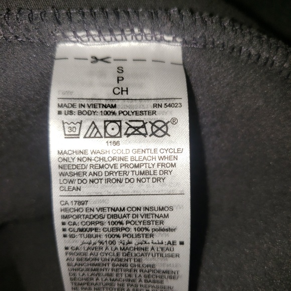 Old Navy  Fleece Jacket in grey and pink - Picture 7 of 7
